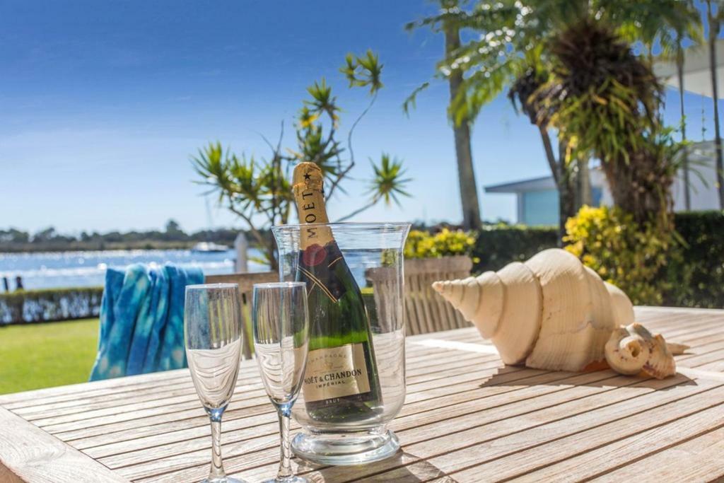 Noosa Quays Aparthotel Εξωτερικό φωτογραφία