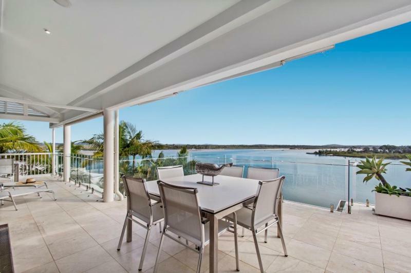 Noosa Quays Aparthotel Εξωτερικό φωτογραφία